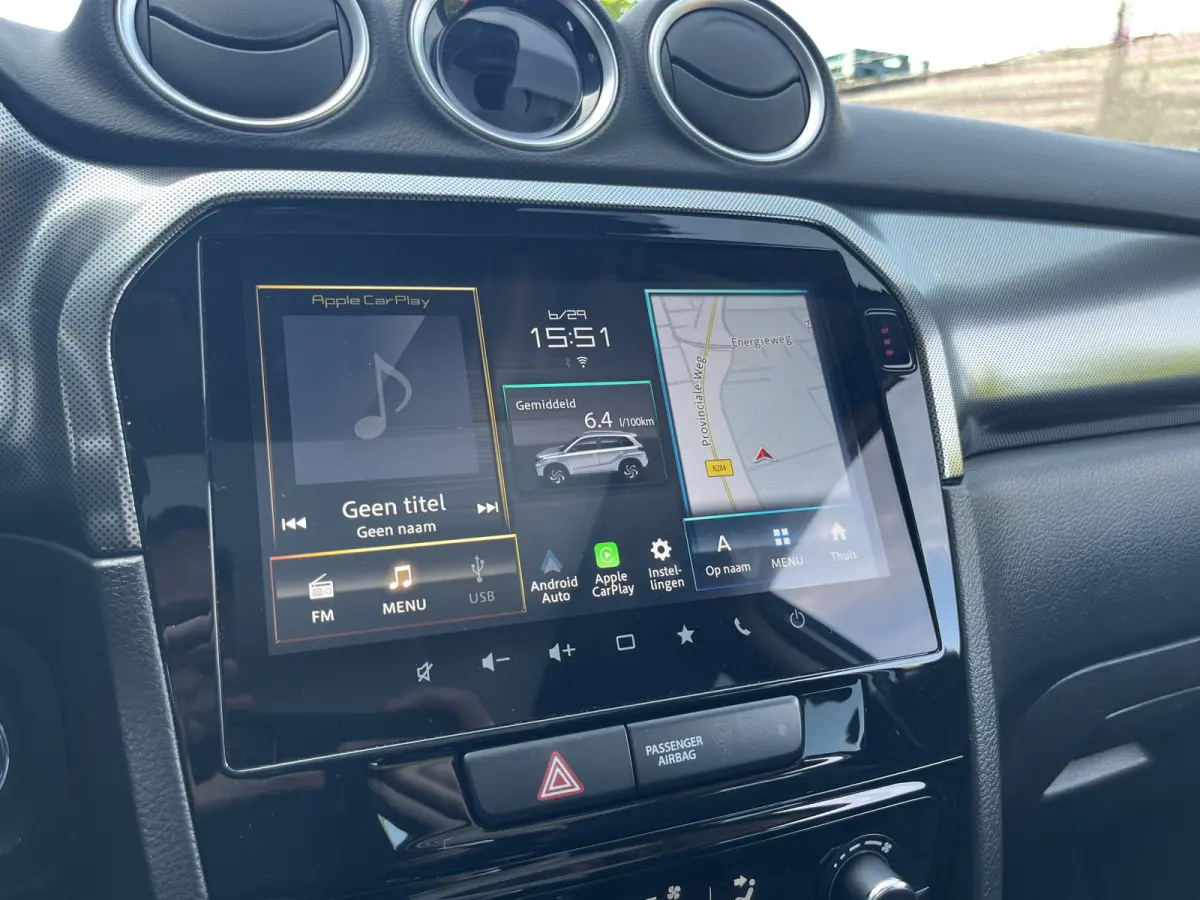 1.4 Boosterjet Smart Hybrid Style Automaat | €2.000,- voordeel | Meerdere kleuren leverbaar | Pano | Adapt. Cruise | Camera | Dodehoek | Rijstrook | Stoelverwarming | etc. etc.