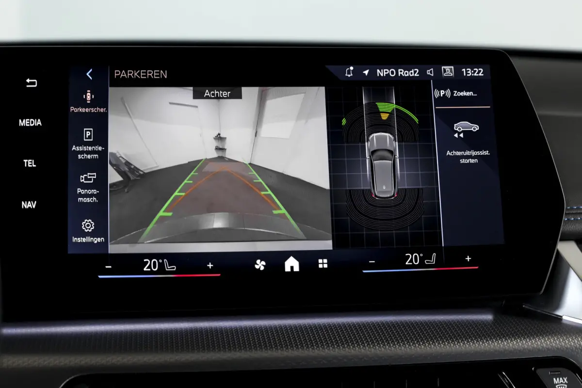 xDrive25e 245 PK M-Sport | Premium Pack | Cruise | Dig. Cockpit | Stoelverw. | PDC | Camera | NAV+App. Connect | ECC | Elek. Klep | LM 18" | 9072