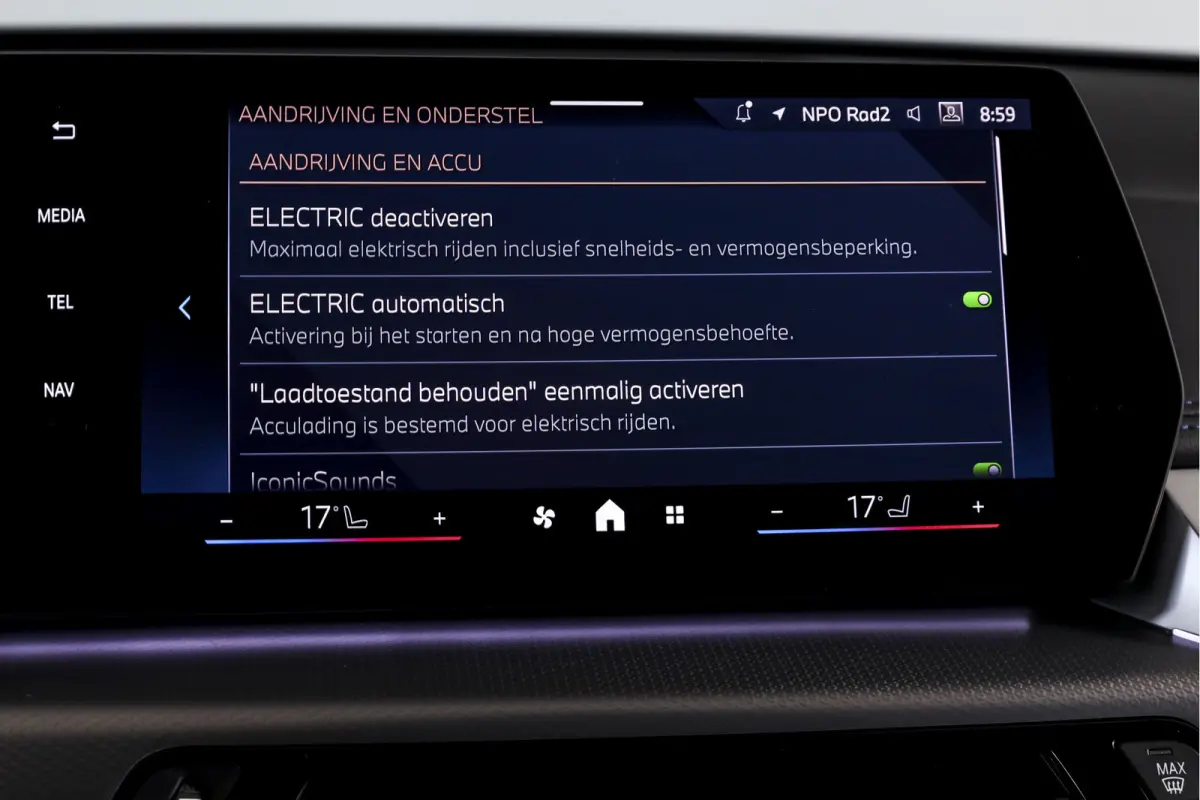 xDrive25e 245 PK M-Sport | Premium Pack | Cruise | Dig. Cockpit | Stoelverw. | PDC | Camera | NAV+App. Connect | ECC | Elek. Klep | LM 18" | 9072