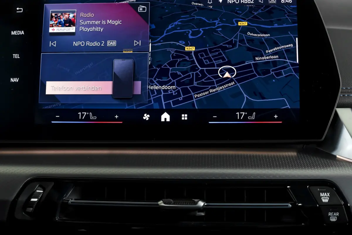 xDrive25e 245 PK M-Sport | Premium Pack | Cruise | Dig. Cockpit | Stoelverw. | PDC | Camera | NAV+App. Connect | ECC | Elek. Klep | LM 18" | 9072