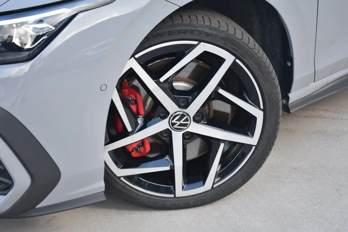 1.5 TSI eHybrid 272PK GTE SOH 98,52% | VERLENGDE GARANTIE | Panoramadak | IQ Light LED Matrix | Travel Assist | Head-up display | 360 Camera | VERLENGDE GARANTIE