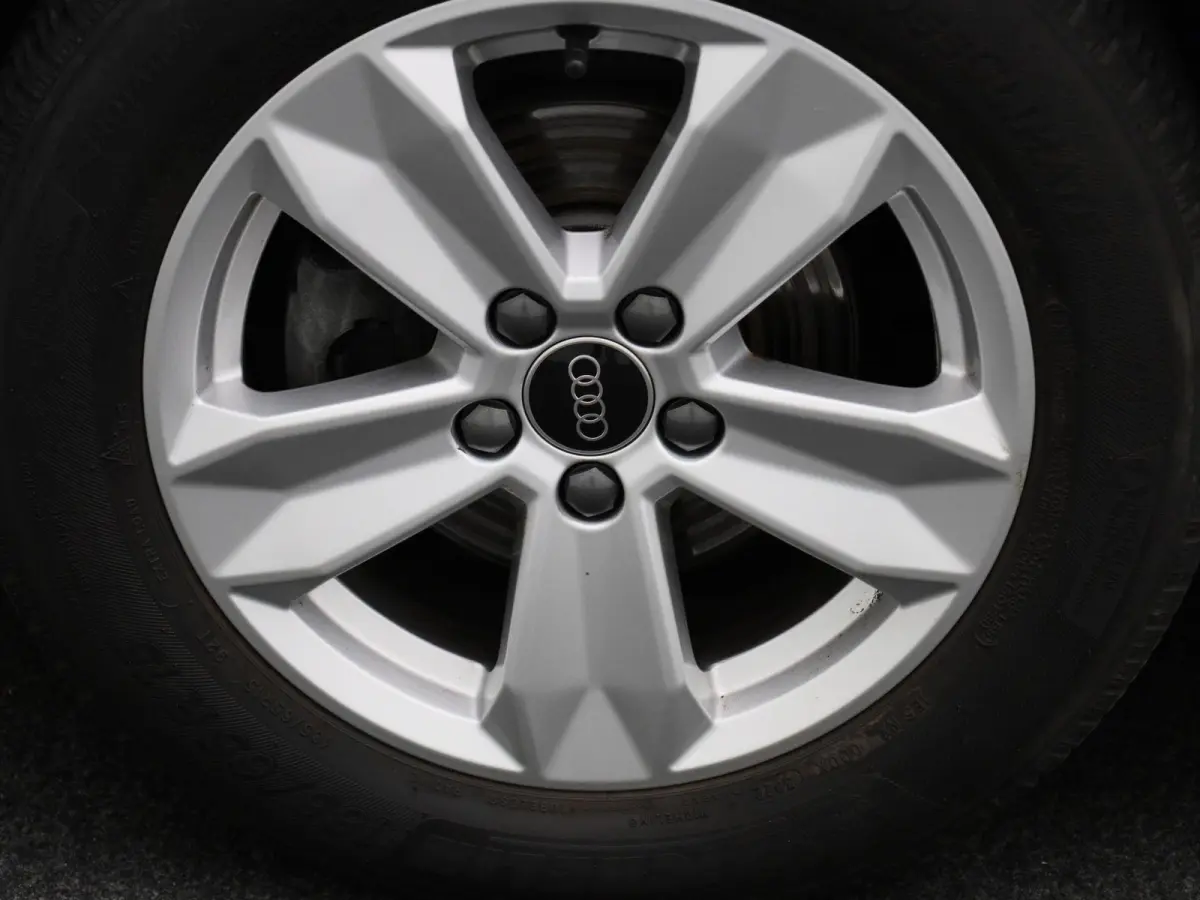 25 TFSI Pro Line | Apple Carplay / Android Auto | Navigatie | Climate Control | Cruise Control | Virtual Cockpit | Bluetooth | DAB | Parkeersensoren | Lichtmetalen Velgen |