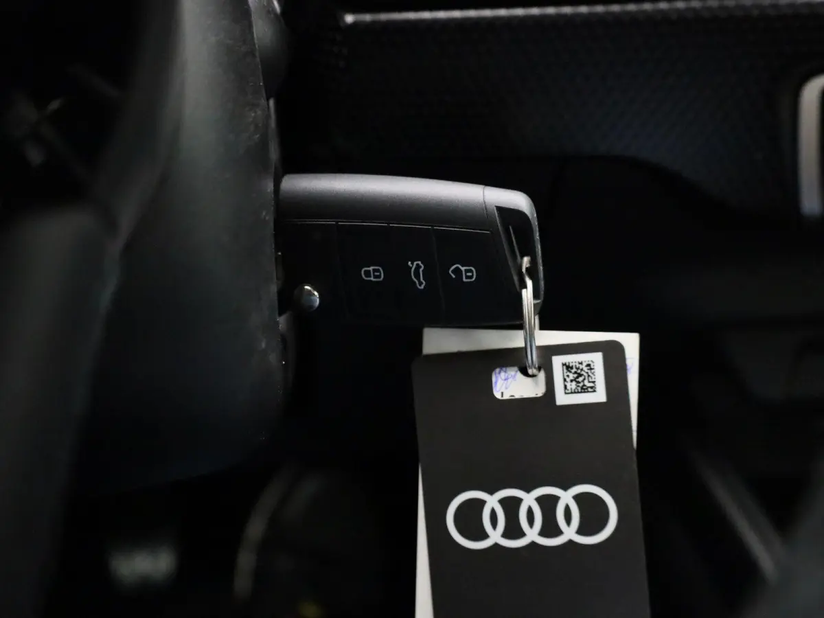 25 TFSI Pro Line | Apple Carplay / Android Auto | Navigatie | Climate Control | Cruise Control | Virtual Cockpit | Bluetooth | DAB | Parkeersensoren | Lichtmetalen Velgen |