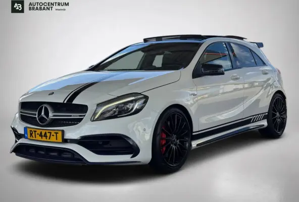 AMG 45 4MATIC FACE-LIFT(Perfect OnderH, Panoramadak, Carplay, StoelV, Clima, Navi Groot, PDC V+A, Etc)