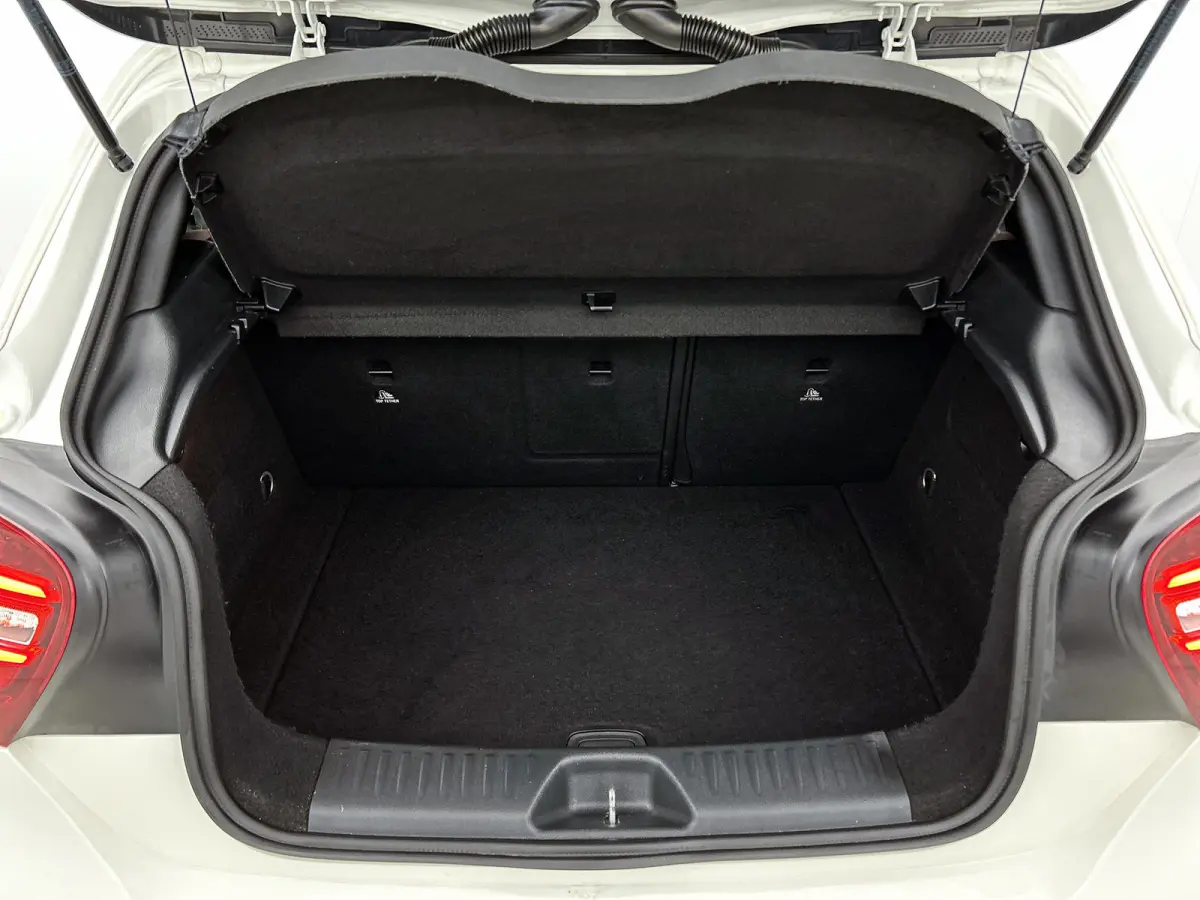 AMG 45 4MATIC FACE-LIFT(Perfect OnderH, Panoramadak, Carplay, StoelV, Clima, Navi Groot, PDC V+A, Etc)