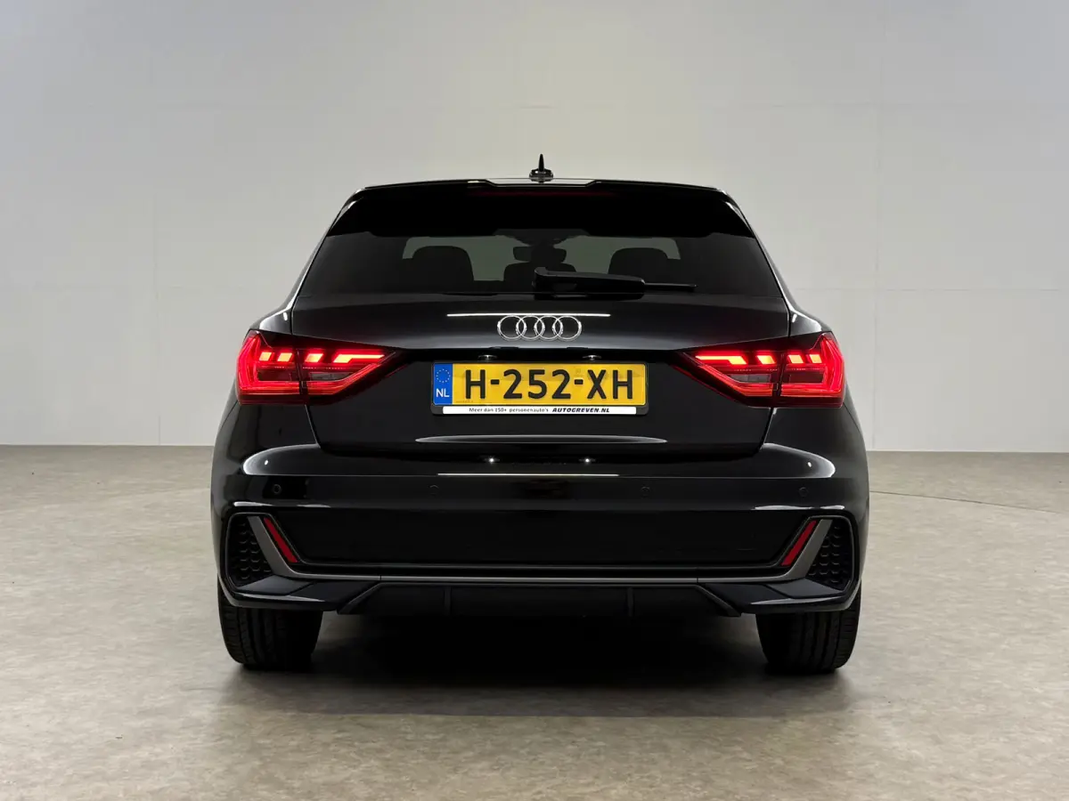 30 TFSI S-Line | Automaat | Virtual | Cruise | Carplay | Keyless | Parkeersens. | LED | NAP