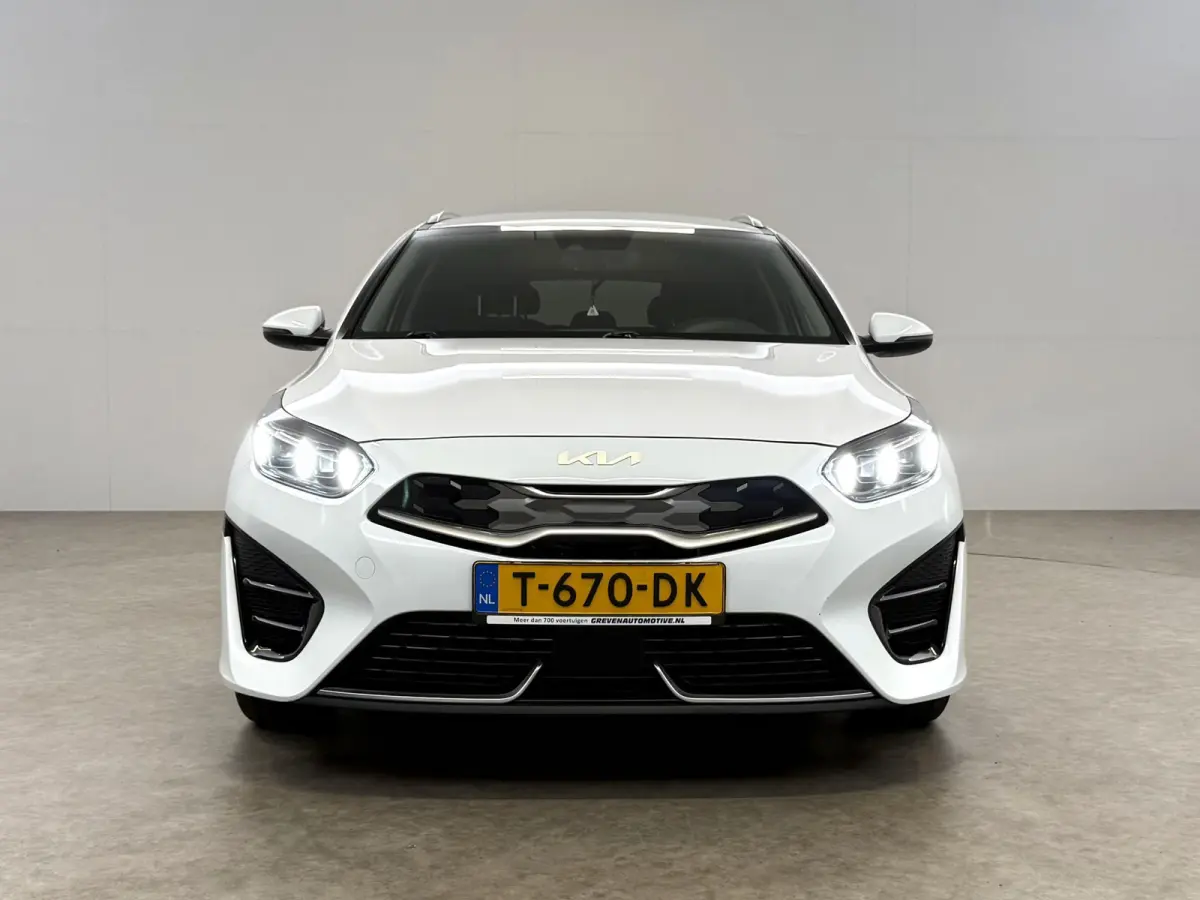 1.6 GDI PHEV DynamicLine | Camera | Cruise | Carplay | Keyless | Navi | LED | NAP