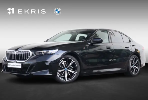 530e xDrive | SoH 100% | M-Sport Pakket | Panorama Dak | Trekhaak | Harman Kardon | Driving Assistant Plus | Adaptieve LED | Verwarmde Voorstoelen |