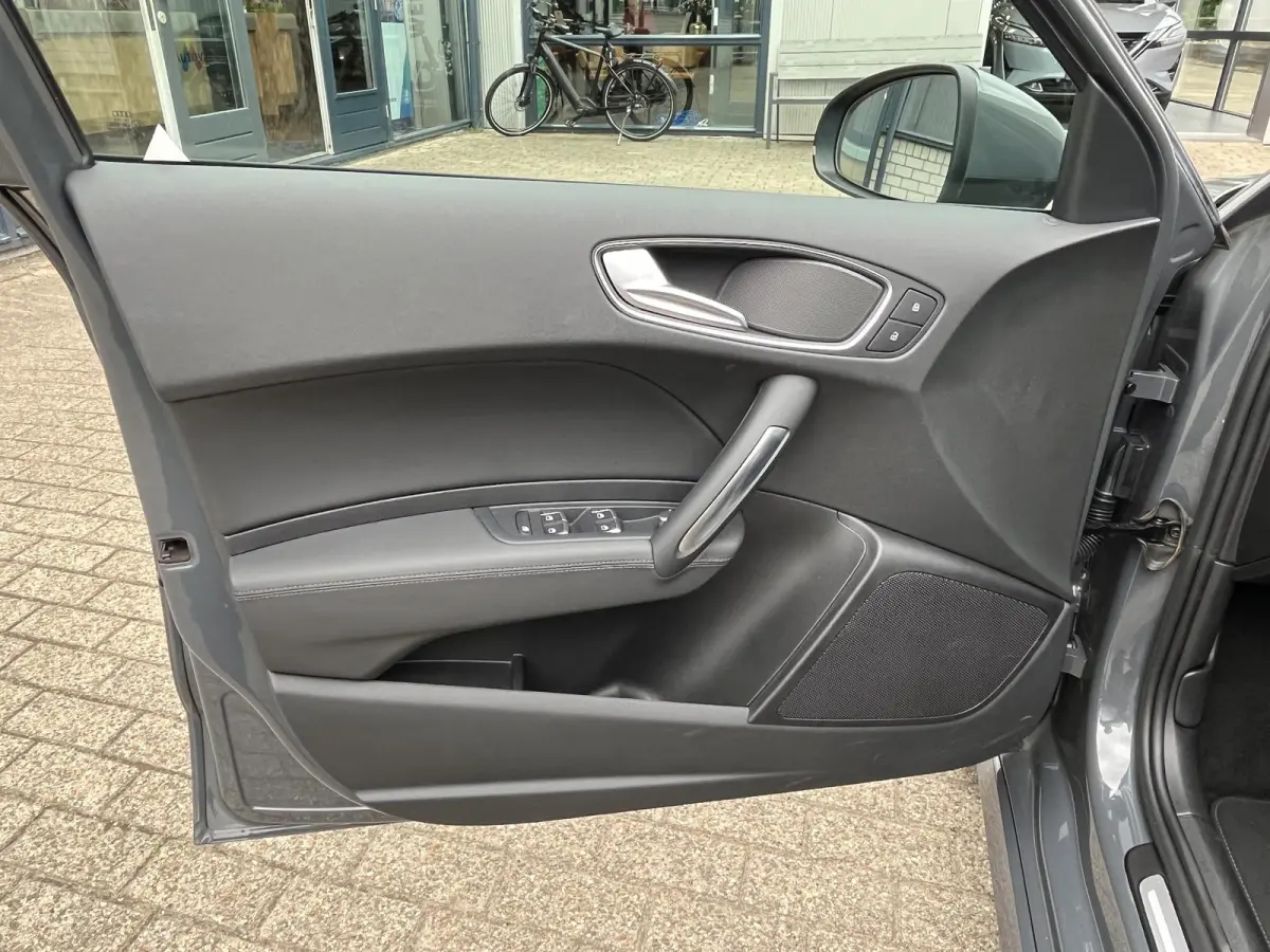 1.0 TFSI Advance Sport S-Line | NL Auto/1e Eig./Navi/Airco/Cruise/17"/PDC V+A