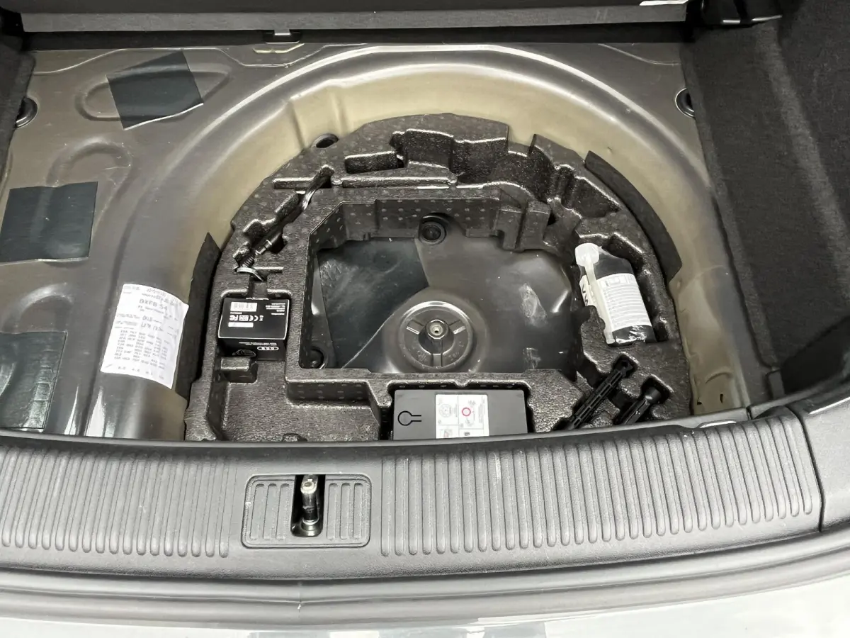1.0 TFSI Advance Sport S-Line | NL Auto/1e Eig./Navi/Airco/Cruise/17"/PDC V+A