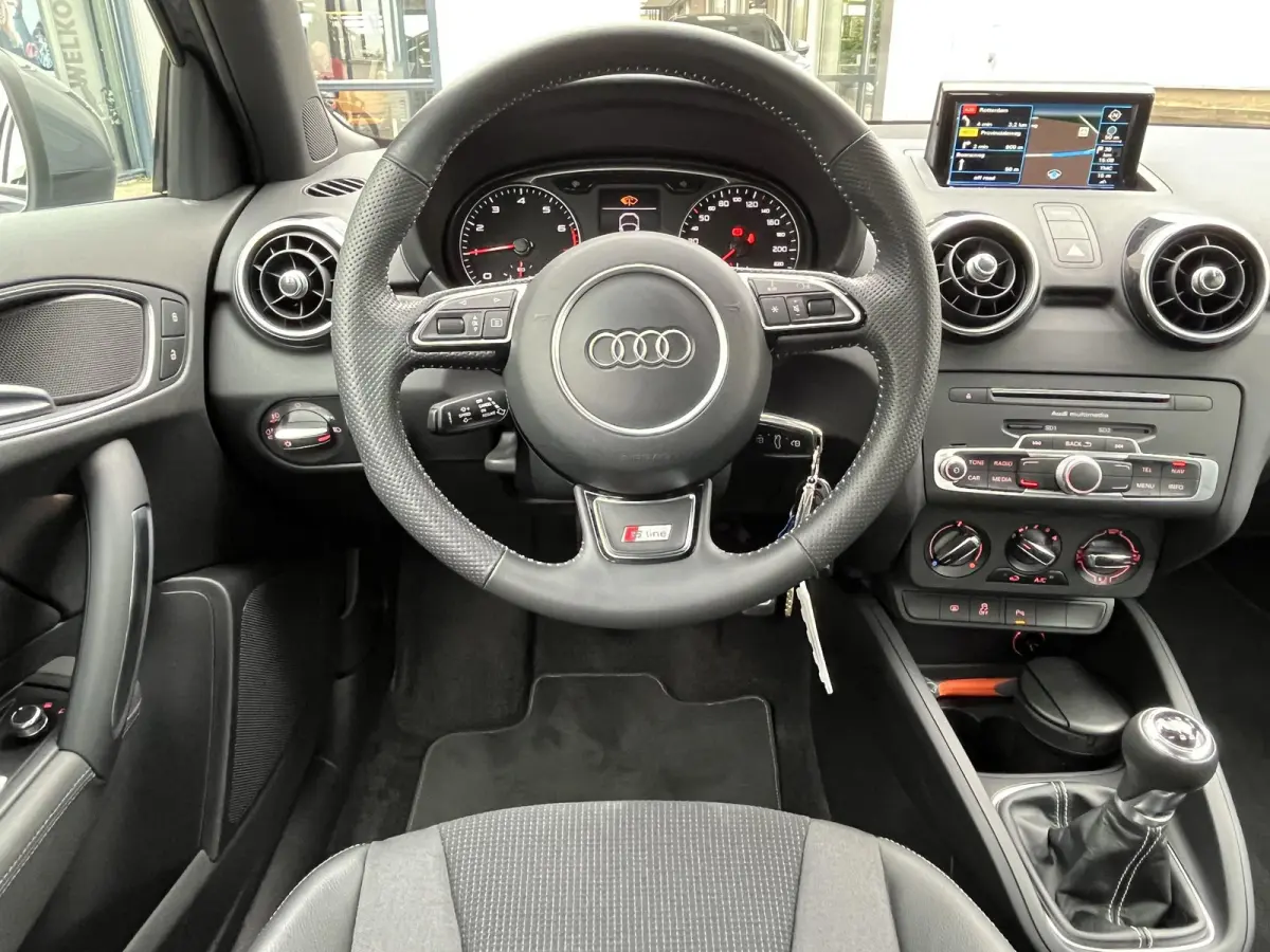 1.0 TFSI Advance Sport S-Line | NL Auto/1e Eig./Navi/Airco/Cruise/17"/PDC V+A