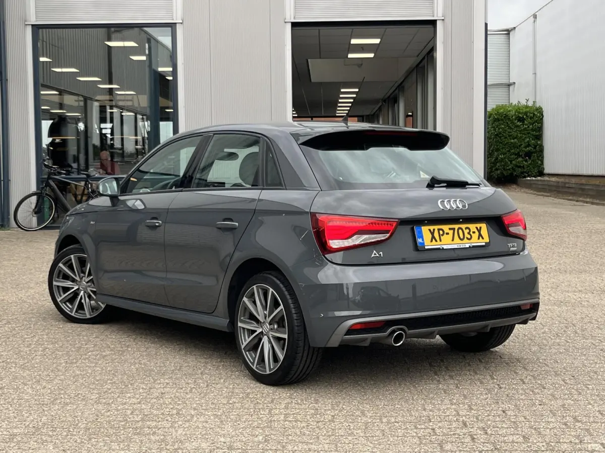 1.0 TFSI Advance Sport S-Line | NL Auto/1e Eig./Navi/Airco/Cruise/17"/PDC V+A