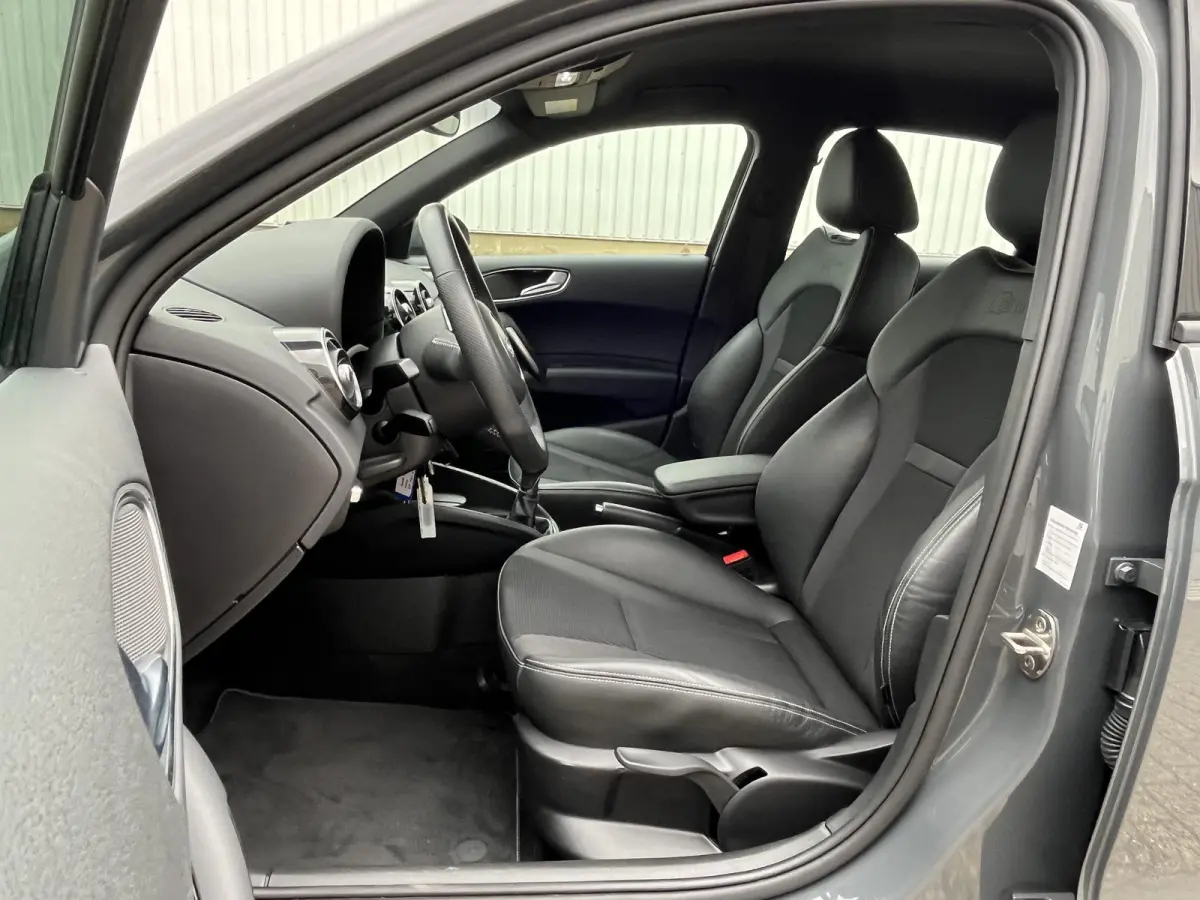 1.0 TFSI Advance Sport S-Line | NL Auto/1e Eig./Navi/Airco/Cruise/17"/PDC V+A