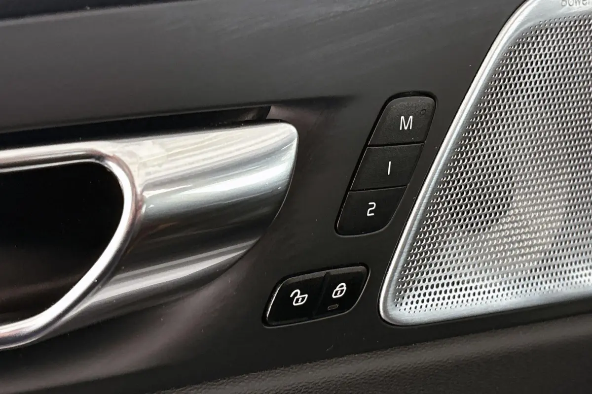 2.0 T8 Plug-in-hybrid AWD Polestar Engineered Bowers & Wilkins Panoramadak