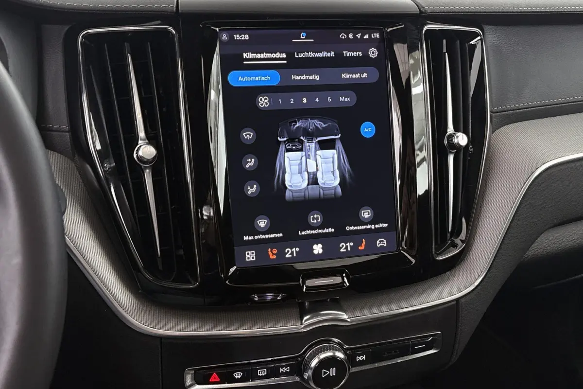 2.0 T8 Plug-in-hybrid AWD Polestar Engineered Bowers & Wilkins Panoramadak