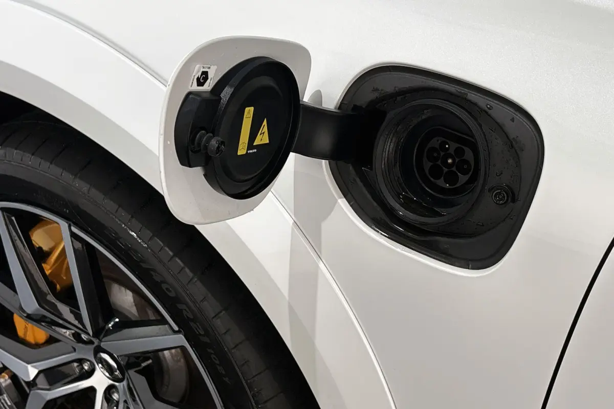 2.0 T8 Plug-in-hybrid AWD Polestar Engineered Bowers & Wilkins Panoramadak