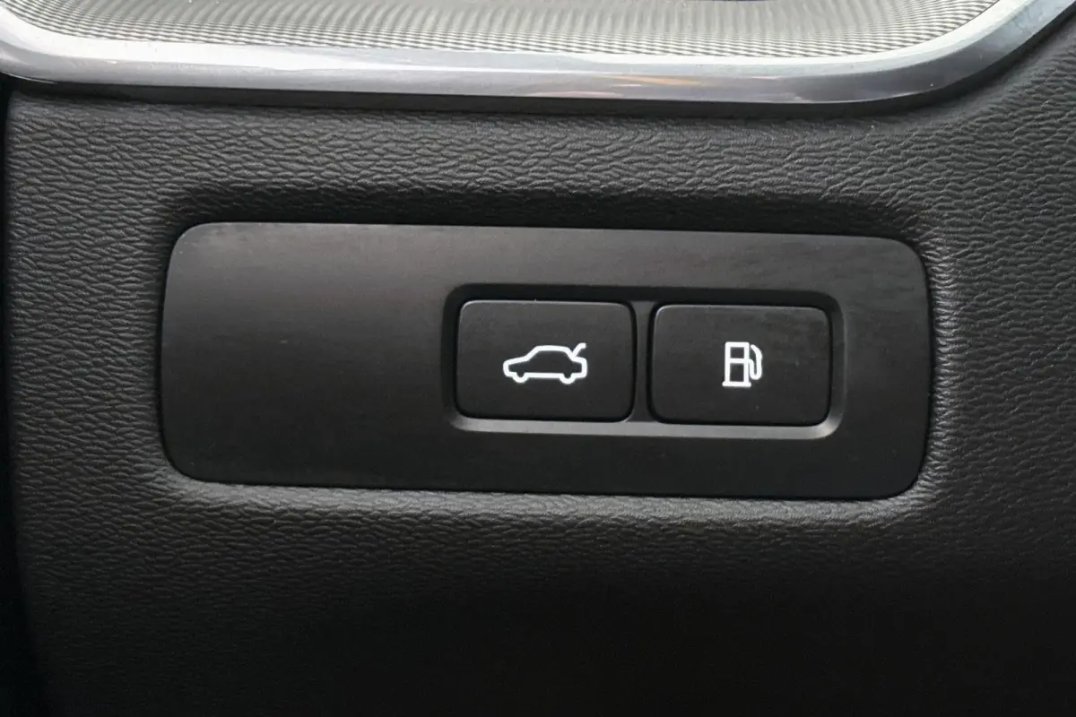2.0 T8 Plug-in-hybrid AWD Polestar Engineered Bowers & Wilkins Panoramadak