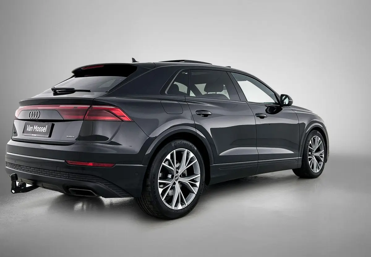 55 TFSI e quattro Pro Line 394 PK | S-line | Adaptive cruise control | Glazen panoramadak | Luchtvering | 360 graden camera | Dodehoekdetectie | Stoelverwarming voor & achter Head-up display