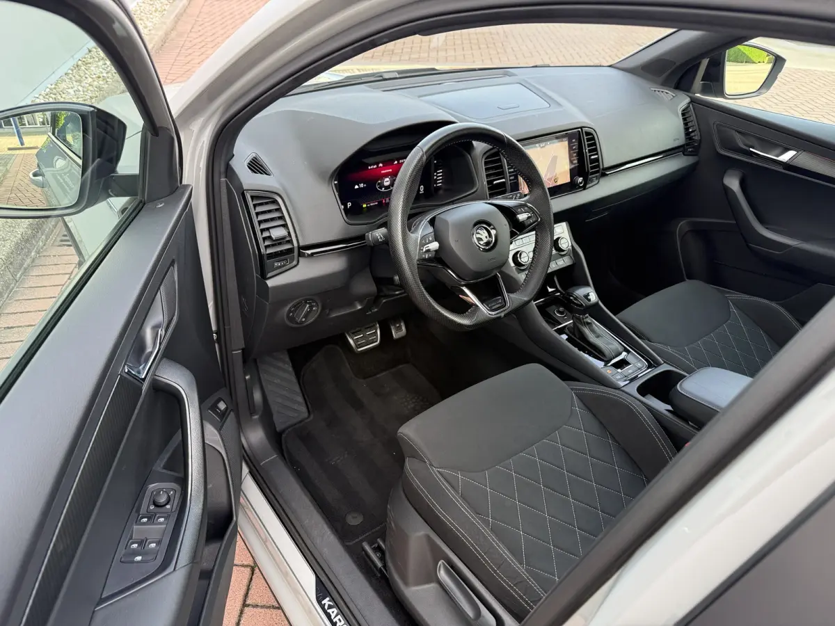 1.5 TSI 150pk ACT DSG Sportline | Pano dak | Acc | Camera