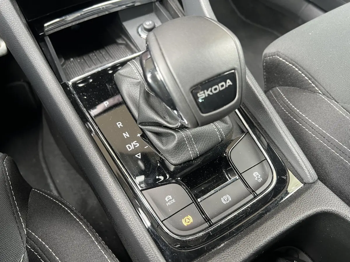1.5 TSI ACT Sportline Business Ultimate | Pano | Trekhaak wegklapbaar | Navi | LED Matrix | El.a.klep Vitrual Pedal