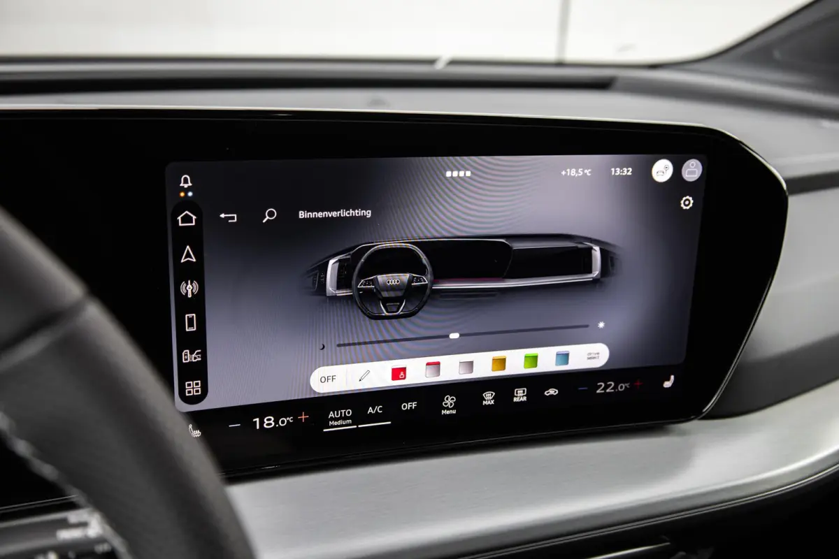 286pk S Edition Performance 82 kWh | Panoramadak | Trekhaak Wegklapbaar