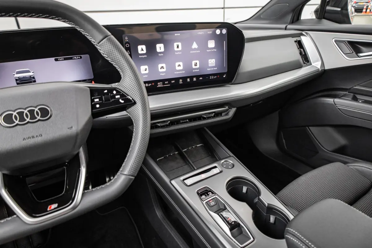 286pk S Edition Performance 82 kWh | Panoramadak | Trekhaak Wegklapbaar