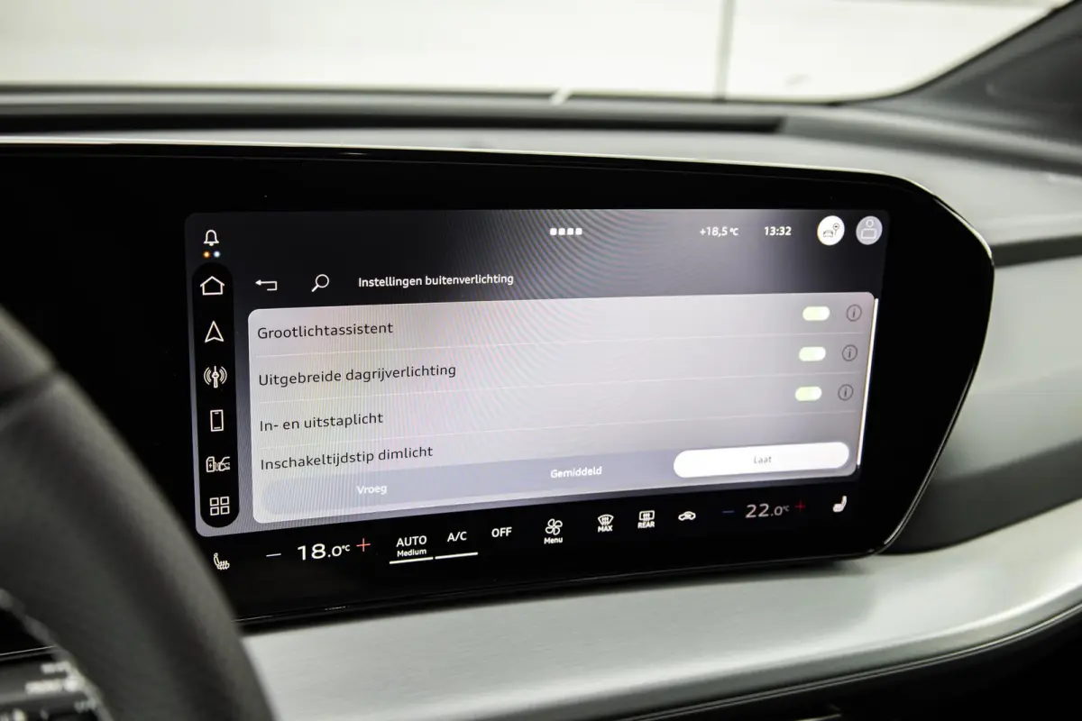 286pk S Edition Performance 82 kWh | Panoramadak | Trekhaak Wegklapbaar