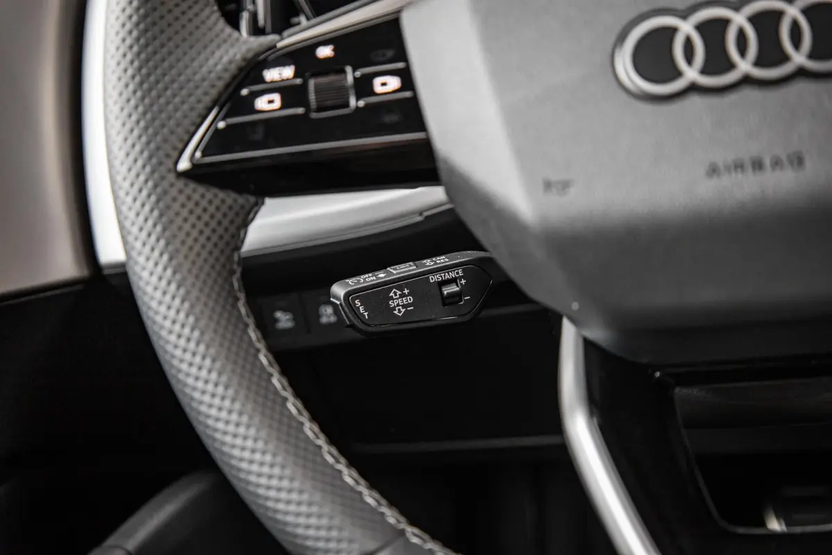 286pk S Edition Performance 82 kWh | Panoramadak | Trekhaak Wegklapbaar