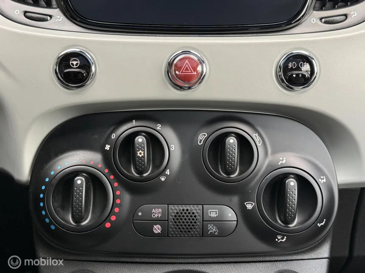 1.0 Hybrid Star Panodak Navi Carplay PDC 16 inch Cruise Control