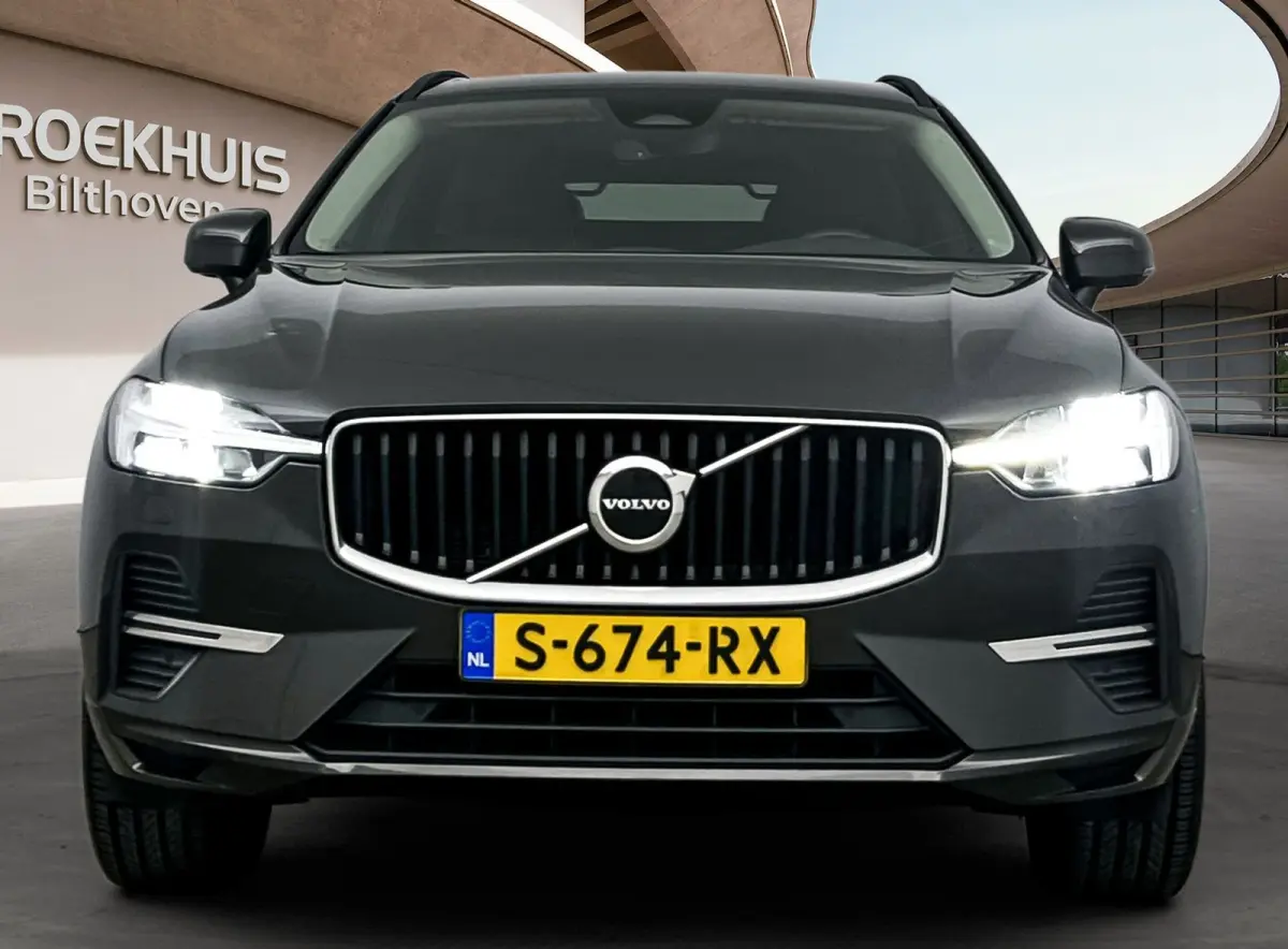 2.0 B5 Business Pro | Trekhaak | BLIS | PDC V+A en camera | Stoel + Stuurverwarming | 20 inch LM | Adaptive Cruiscontrol |