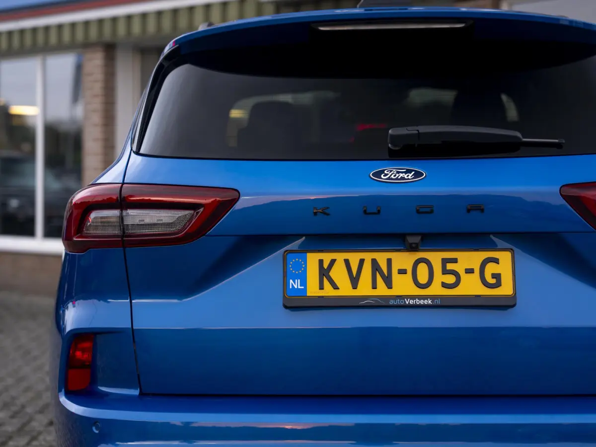 2.5 PHEV ST-Line | Stoel-/stuur-/voorruit en achterbank verwarming | Navi | 2.100kg trekgewicht