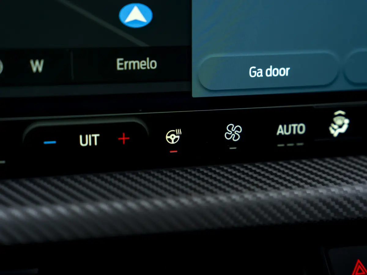 2.5 PHEV ST-Line | Stoel-/stuur-/voorruit en achterbank verwarming | Navi | 2.100kg trekgewicht