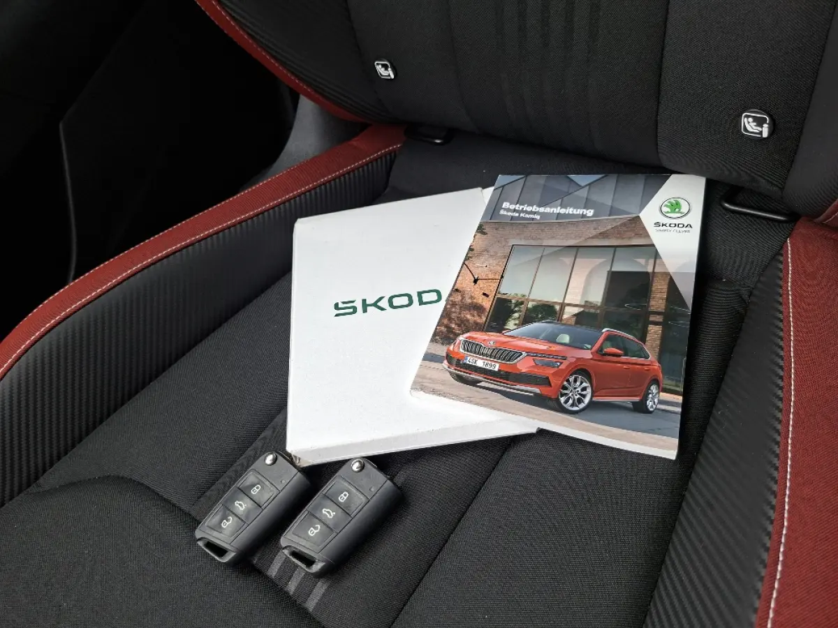1.0 TSI Monte Carlo * 29.000KM! * Panoramadak * Stoelverwarming * Carplay * Full Led *