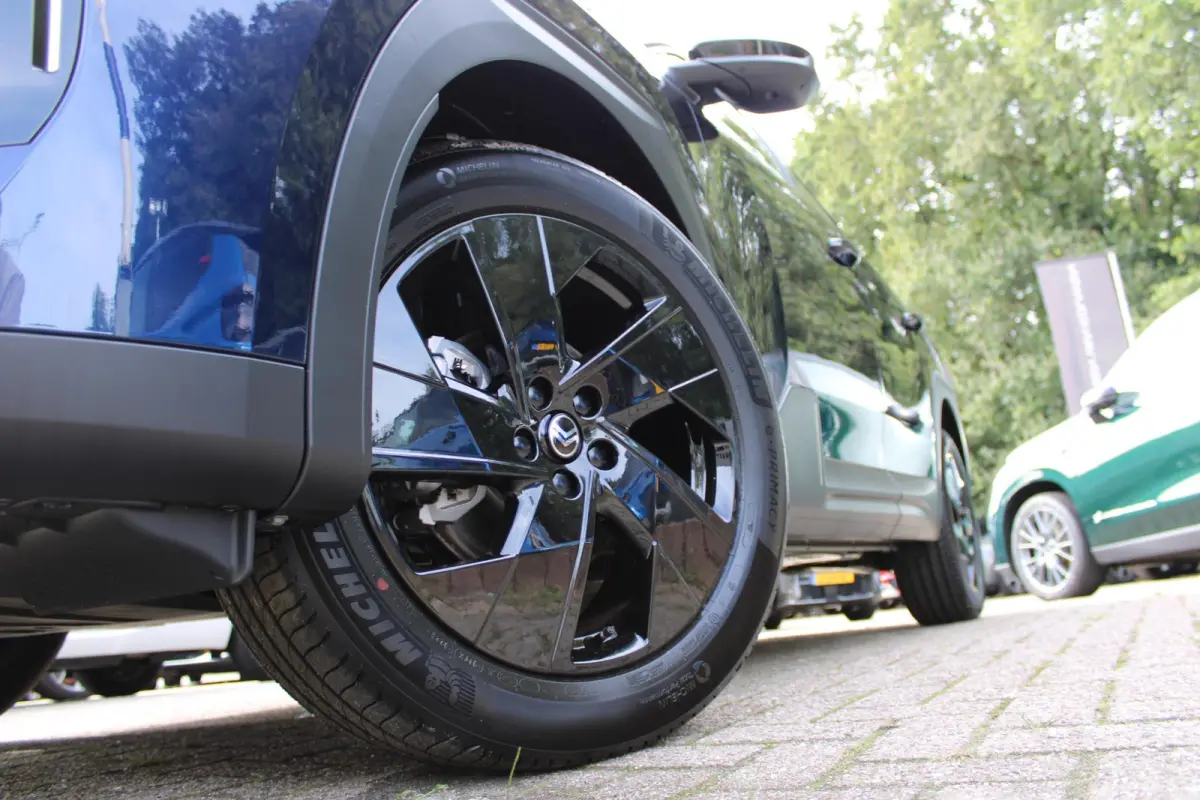 1.2 Hybrid 145 Max 2+6 Jaar garantie