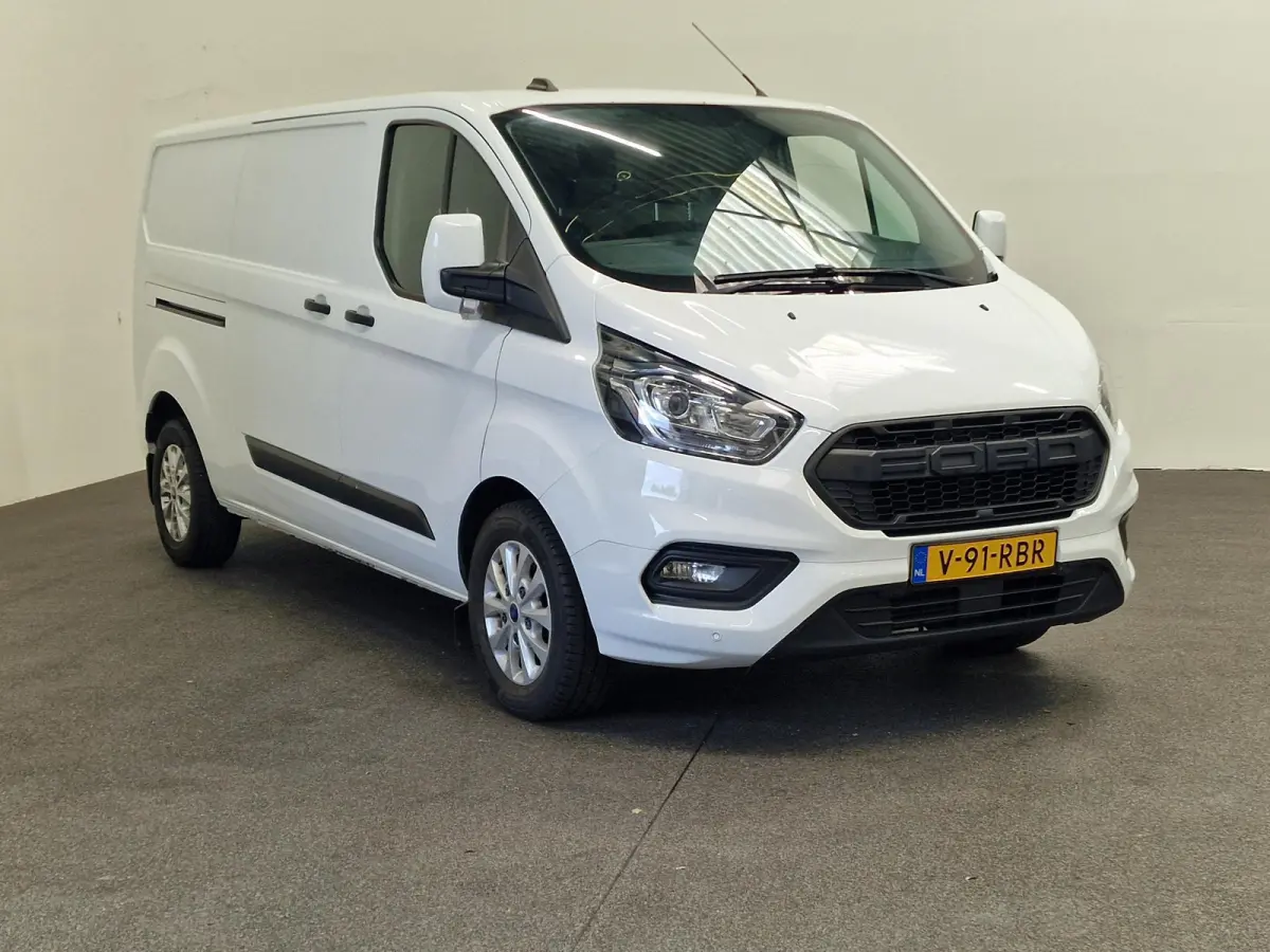 300 2.0 TDCI L2H1 Trend MHEV Parkeersensoren Stoelverwarming Airco Cruise Control
