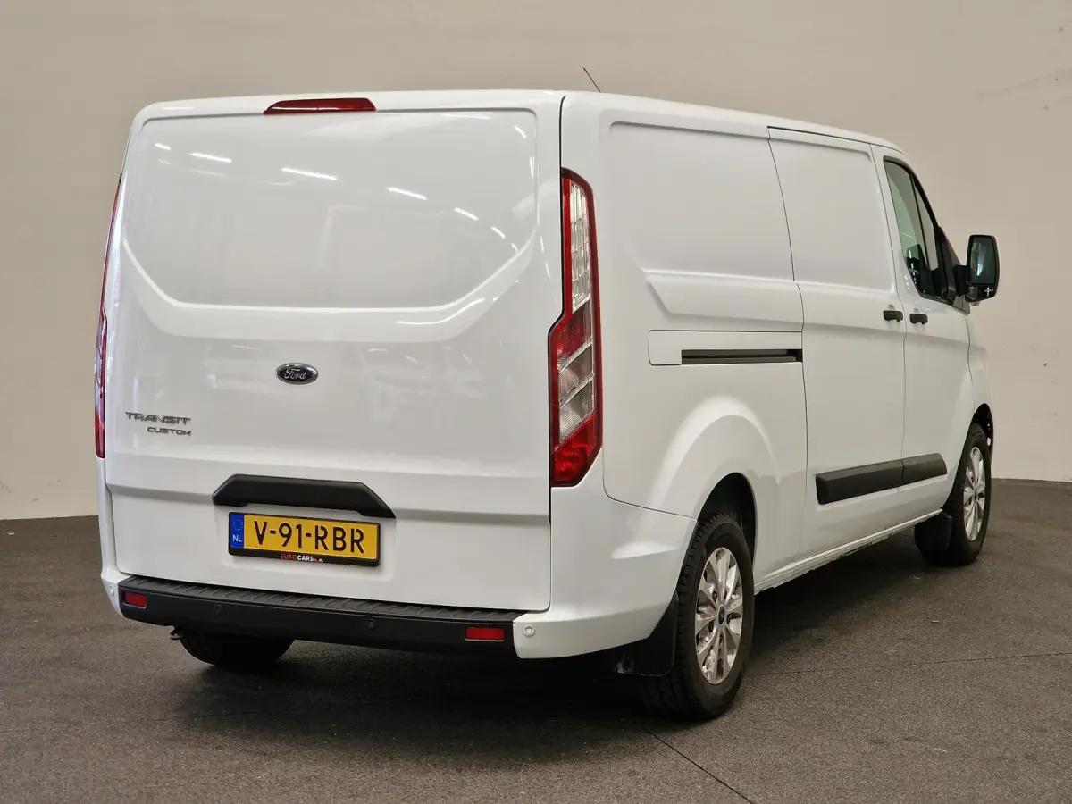 300 2.0 TDCI L2H1 Trend MHEV Parkeersensoren Stoelverwarming Airco Cruise Control