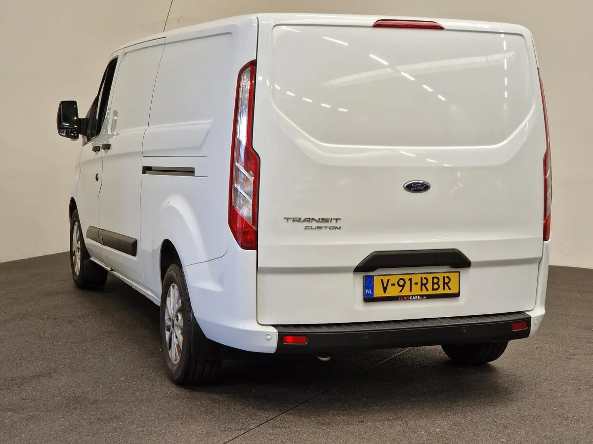 300 2.0 TDCI L2H1 Trend MHEV Parkeersensoren Stoelverwarming Airco Cruise Control