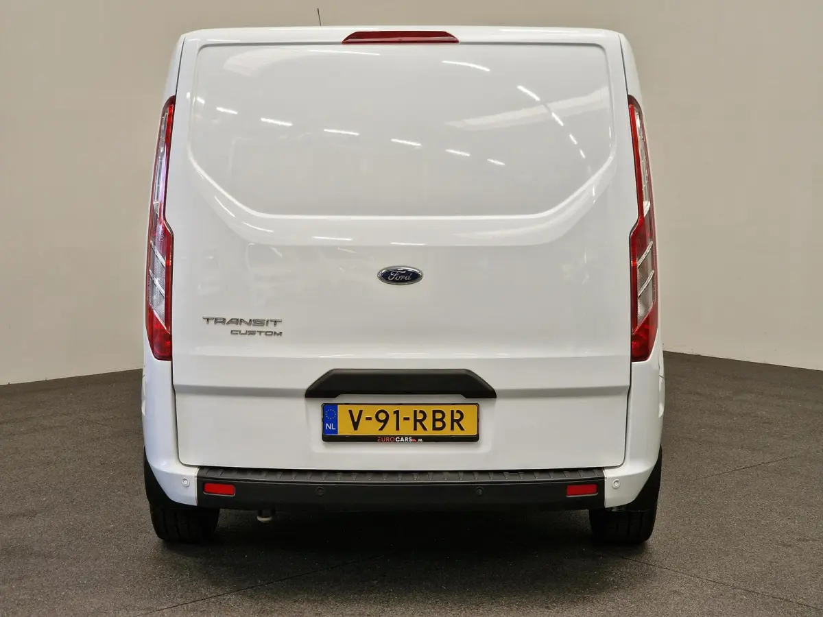300 2.0 TDCI L2H1 Trend MHEV Parkeersensoren Stoelverwarming Airco Cruise Control