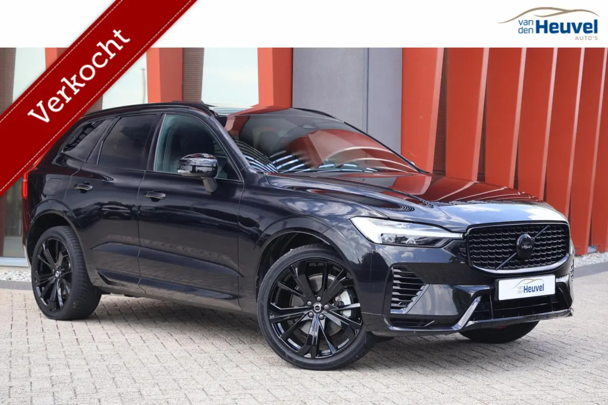 T6 Recharge AWD Black Edition | Stoelverwarming | Parkeercamera | Panoramadak | Pilot Assist | HUD | keyless