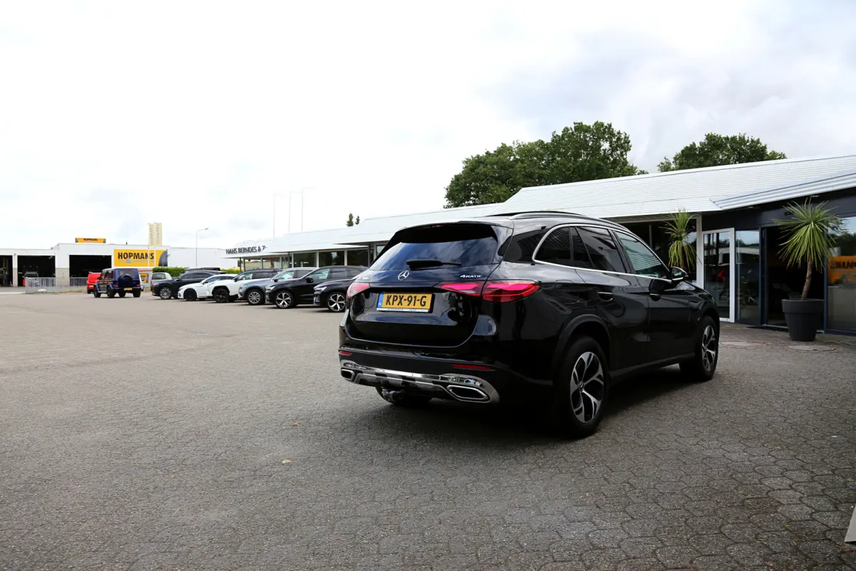 4MATIC Plug in*Perfect MB Onderh.*Luchtvering/Pano/Elek. Trekhaak/Snellader/Burmester/Memorie/Dodehoek/Camera*