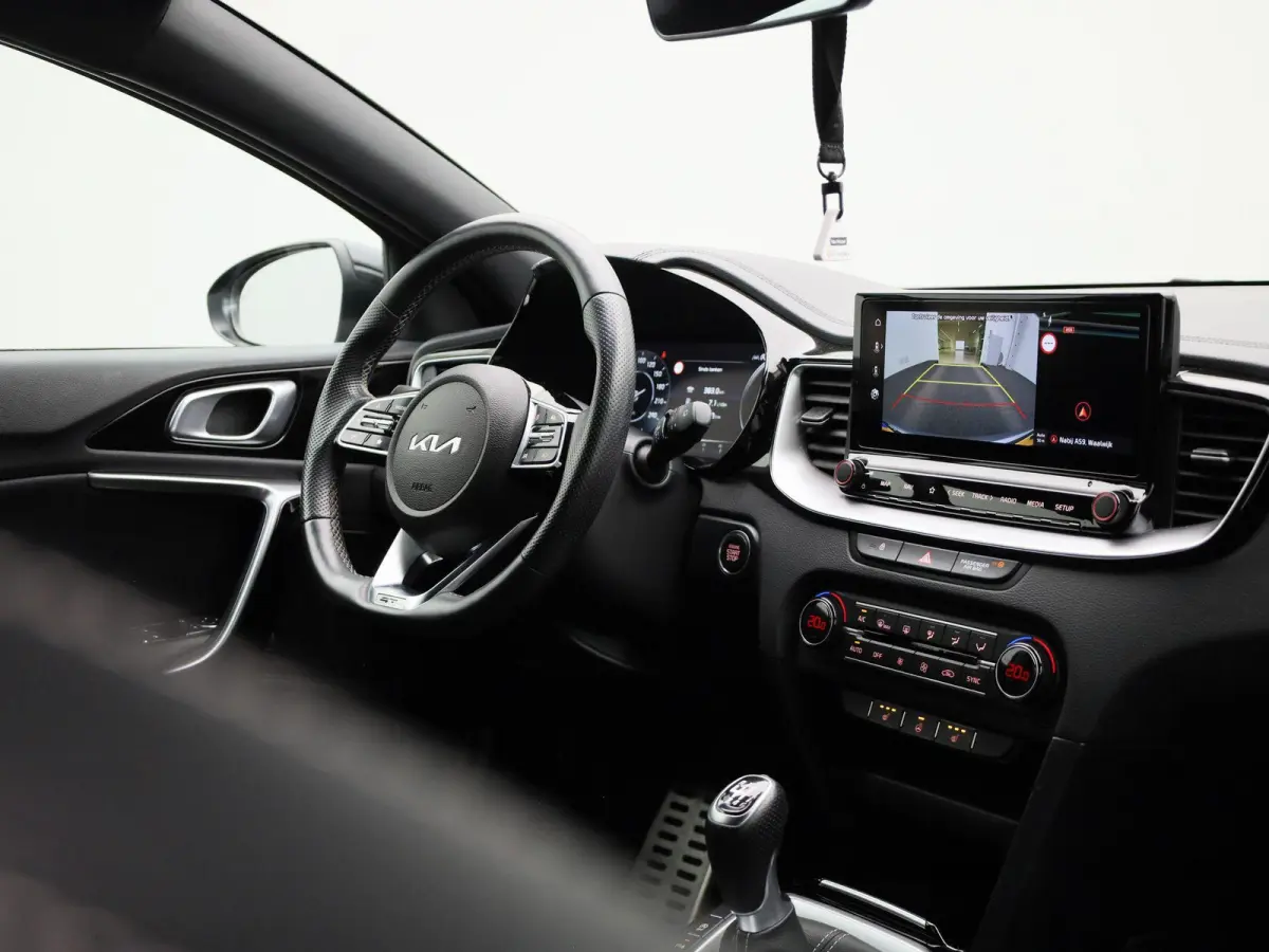 1.0 T-GDi GT-Line | Navigatie | Half leder | Apple Carplay / Android Auto | Climate Control | Camera | Elec. Achterklep | Stoel- Stuurverwarming | DAB | Cruise Control | LMV |