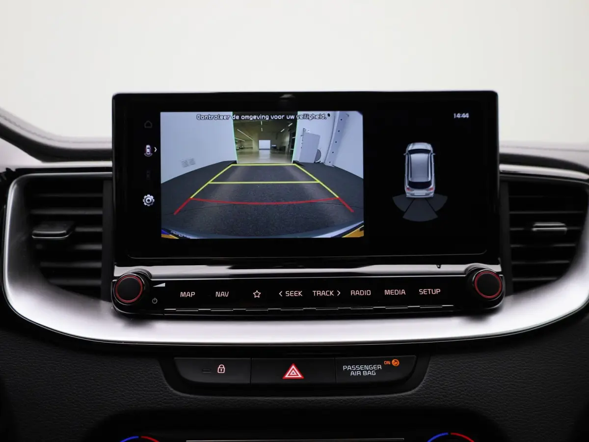 1.0 T-GDi GT-Line | Navigatie | Half leder | Apple Carplay / Android Auto | Climate Control | Camera | Elec. Achterklep | Stoel- Stuurverwarming | DAB | Cruise Control | LMV |