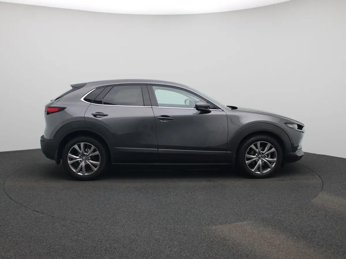 2.0 e-SkyActiv-X M Hybrid Luxury | Automaat | schuif-/kanteldak | Bose-audiosysteem | Leder | Trekhaak | Memory seats | DAB | Head up display | camera | Stoel- Stuurverwarming | Elektrische 