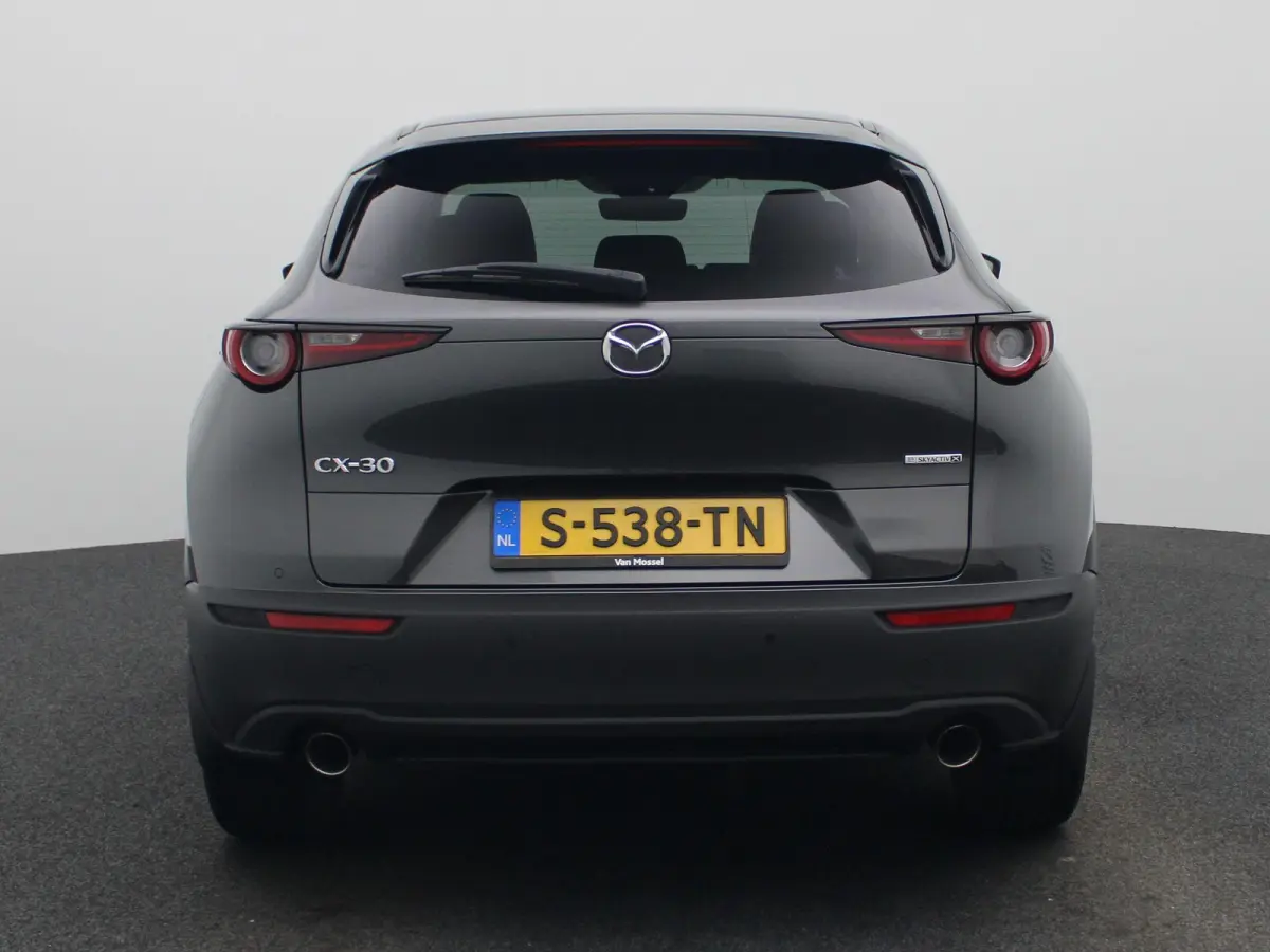 2.0 e-SkyActiv-X M Hybrid Luxury | Automaat | schuif-/kanteldak | Bose-audiosysteem | Leder | Trekhaak | Memory seats | DAB | Head up display | camera | Stoel- Stuurverwarming | Elektrische 