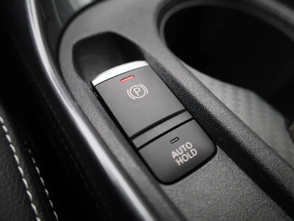 1.0 DIG-T Tekna | Automaat | Keyless | Sport stoelen | DAB | Half Leder | BOSE | Navigatie | Climate control | LMV | Bluetooth | Stoel verwarming | Camera 360 |