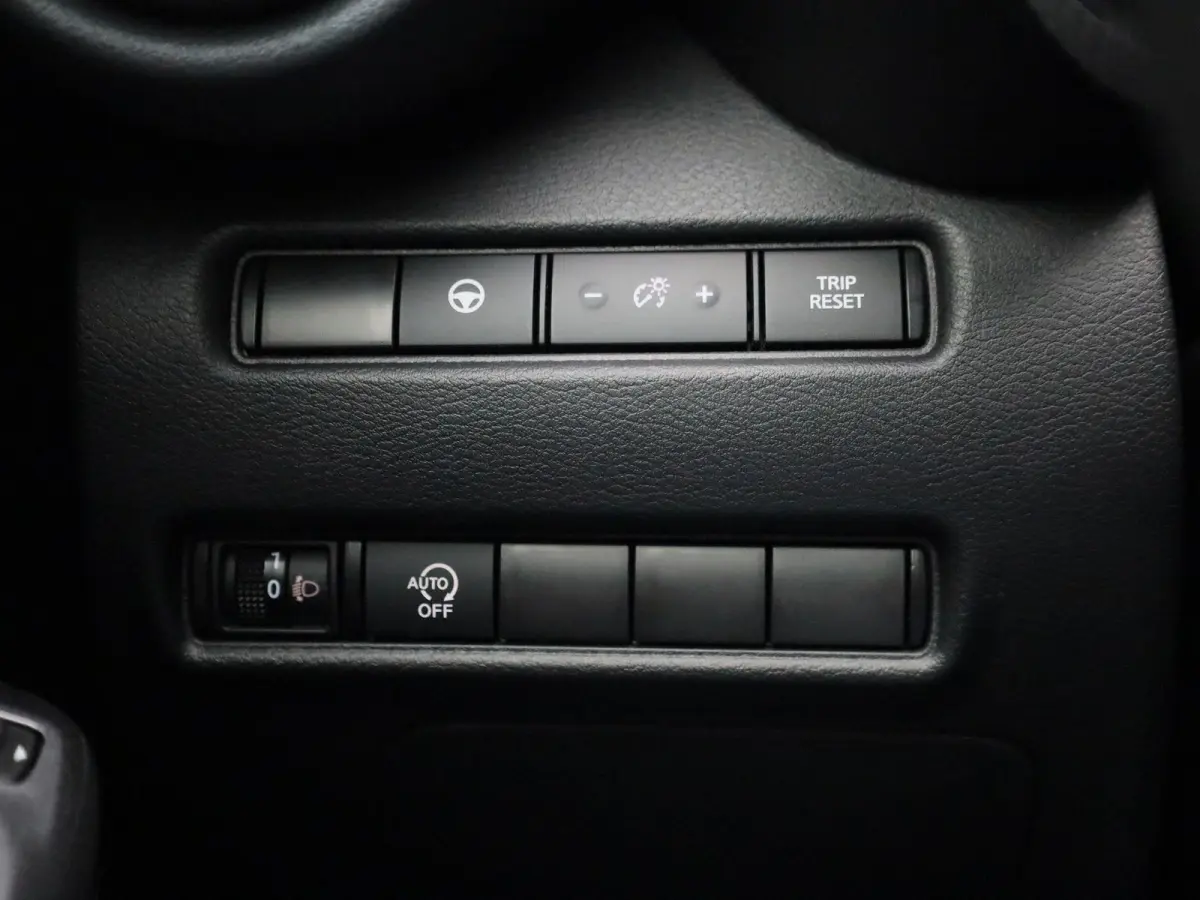 1.0 DIG-T Tekna | Automaat | Keyless | Sport stoelen | DAB | Half Leder | BOSE | Navigatie | Climate control | LMV | Bluetooth | Stoel verwarming | Camera 360 |