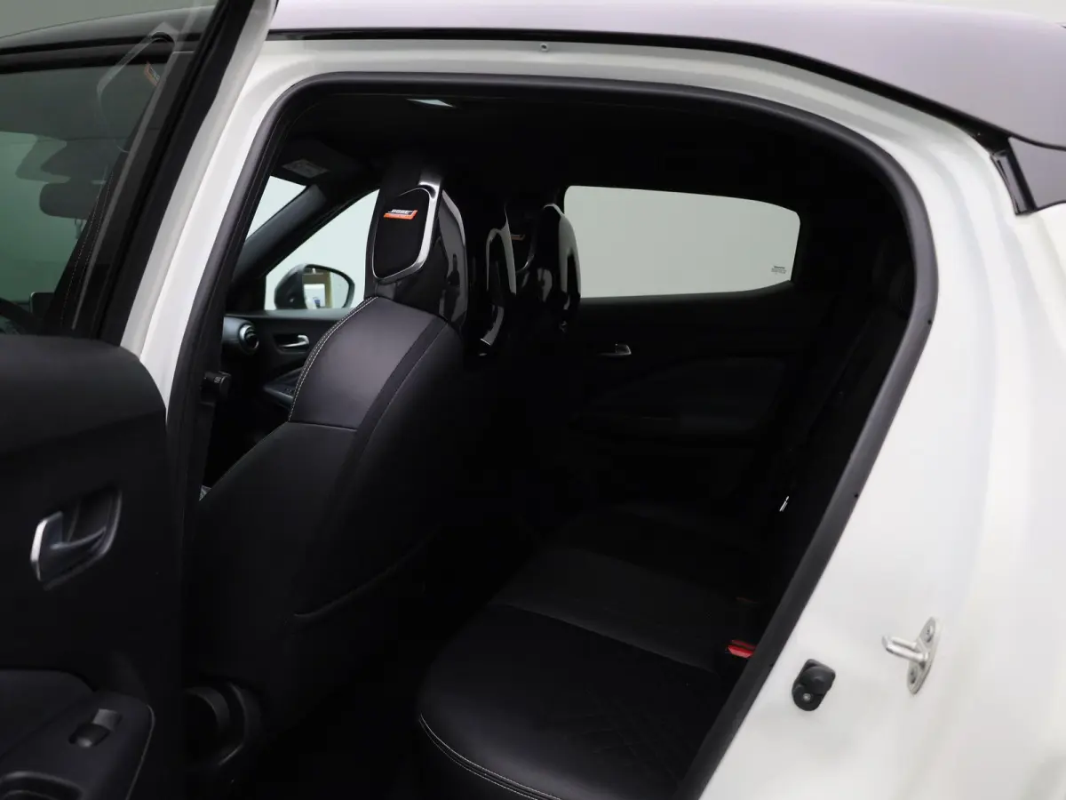 1.0 DIG-T Tekna | Automaat | Keyless | Sport stoelen | DAB | Half Leder | BOSE | Navigatie | Climate control | LMV | Bluetooth | Stoel verwarming | Camera 360 |