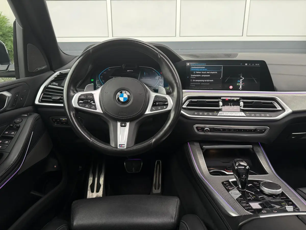 xDrive45e / M-Sport BLACK / 360 / PANO / HuD / DEALEROND /