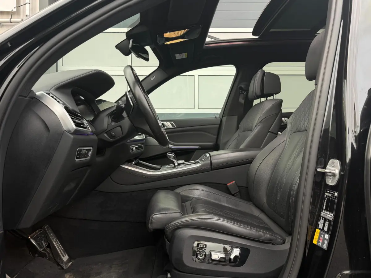 xDrive45e / M-Sport BLACK / 360 / PANO / HuD / DEALEROND /