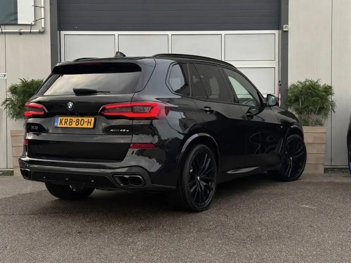 xDrive45e / M-Sport BLACK / 360 / PANO / HuD / DEALEROND /